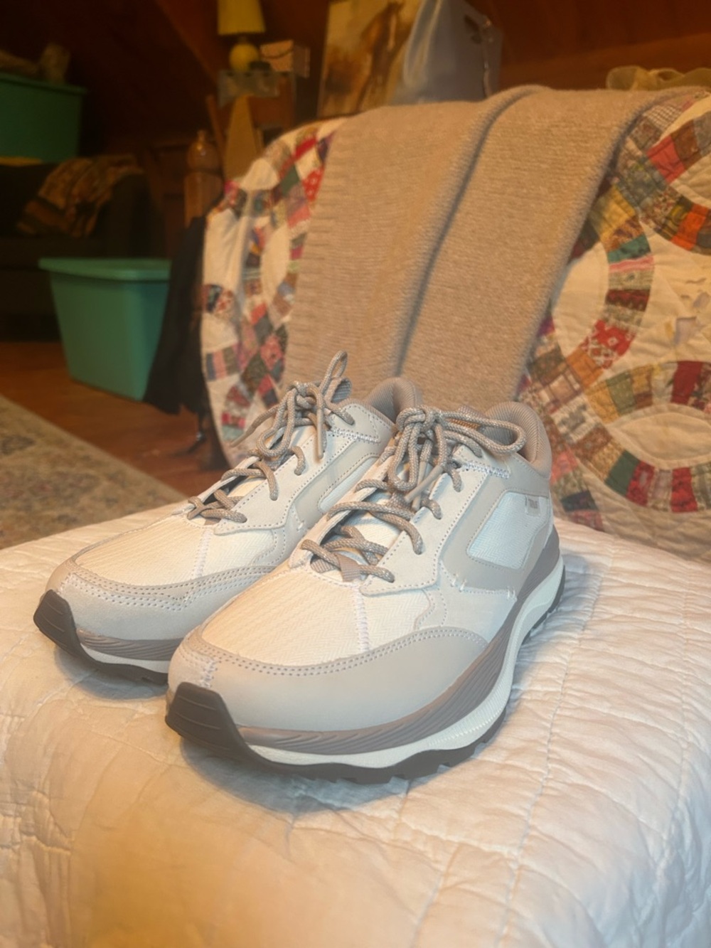 Brand new! Teva Blanc Terrawave Sneakers - Comfortable Support